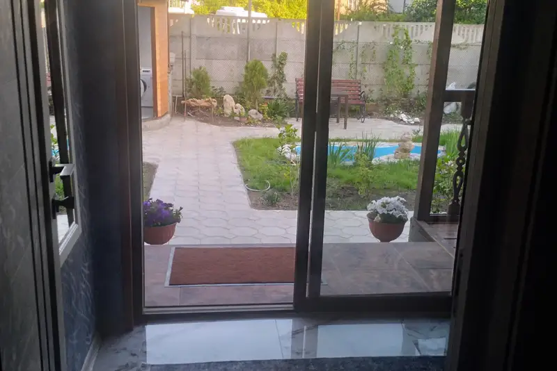 gallery_photo