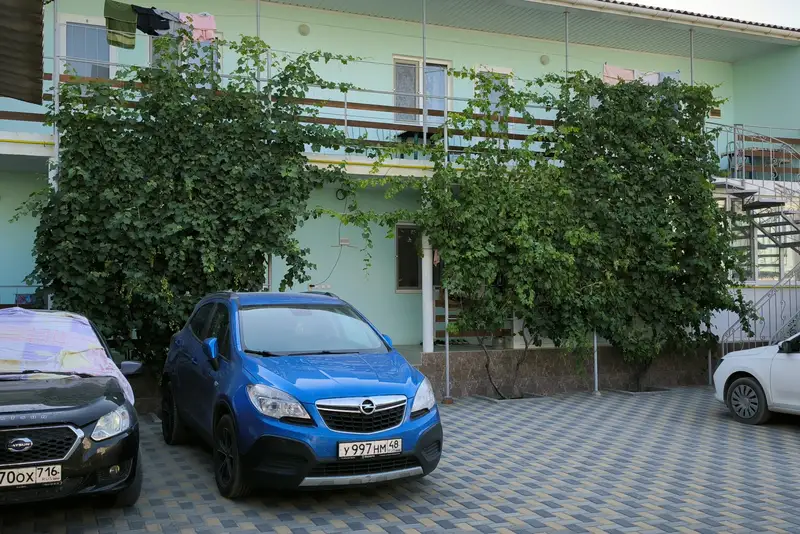 gallery_photo