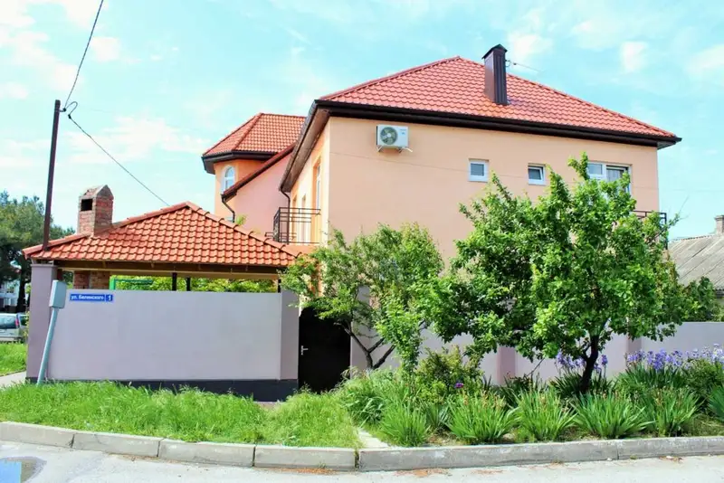 gallery_photo