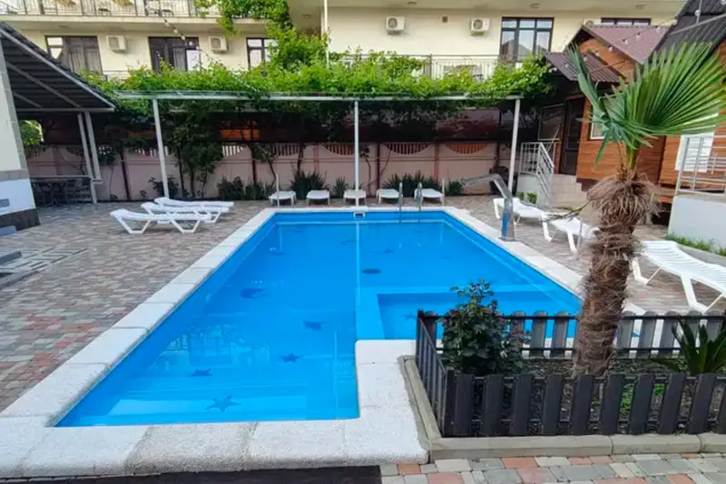 Гостевой дом «Lotos» ул. Аэродромная