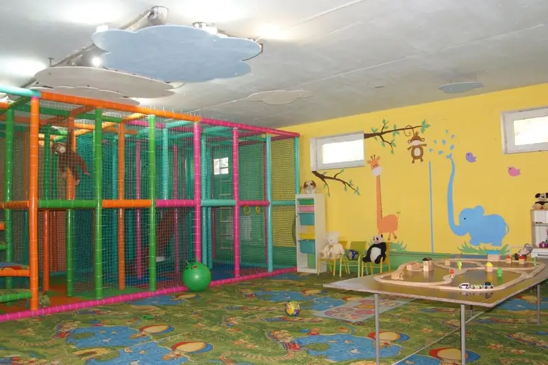 Лабиринт в детской игровой комнате
