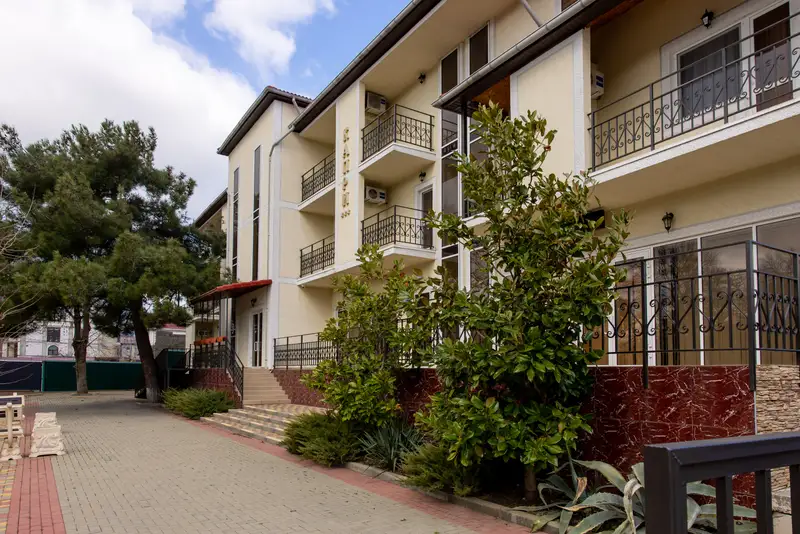 Отель «Капри» ул. Пионерская, д. 3