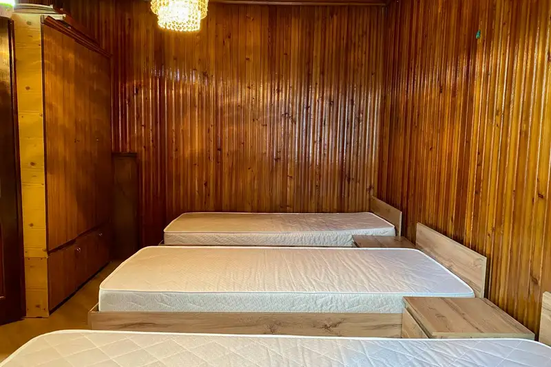 gallery_photo