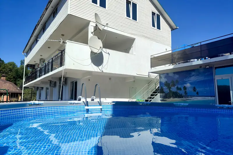 gallery_photo