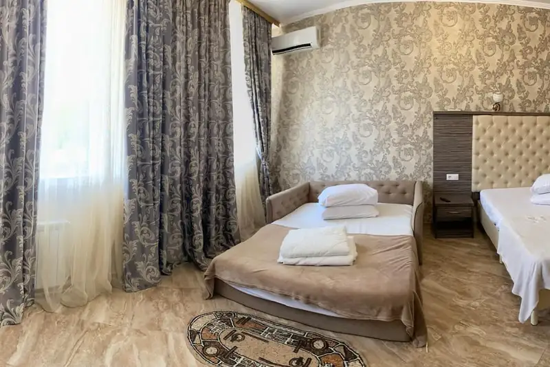 gallery_photo