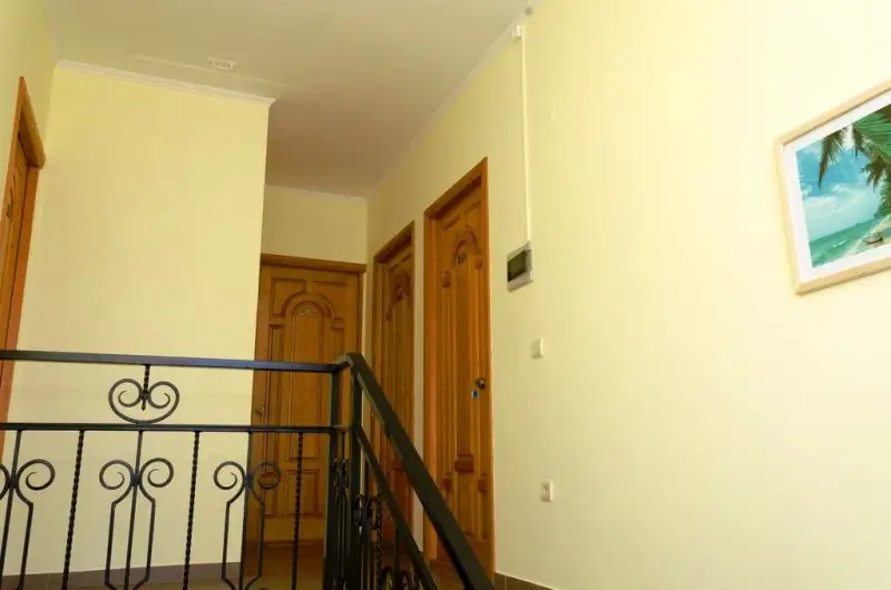 gallery_photo