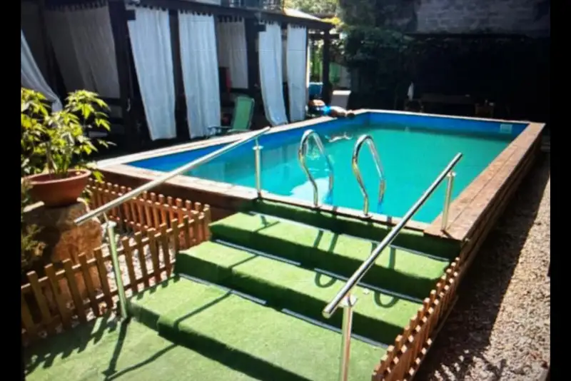 gallery_photo
