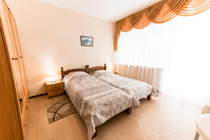 gallery_photo