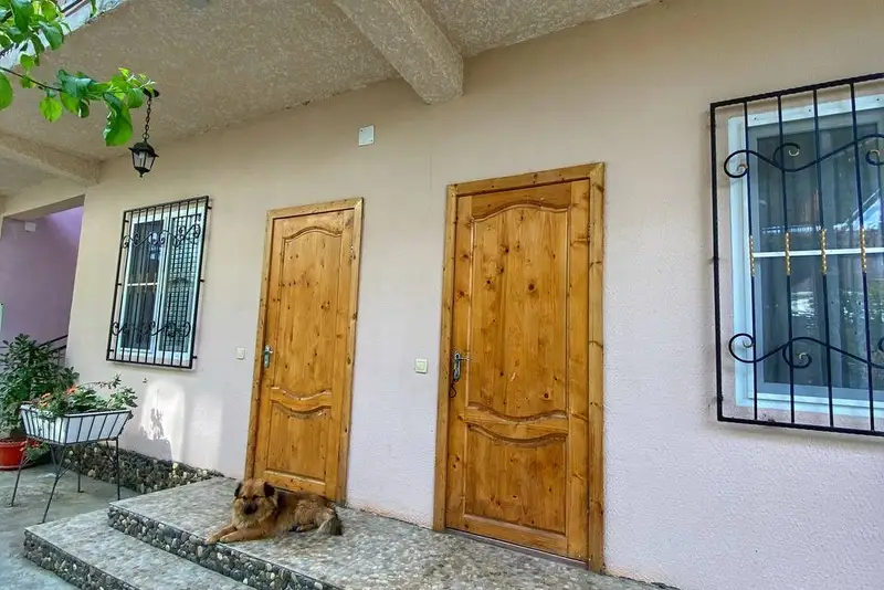 gallery_photo