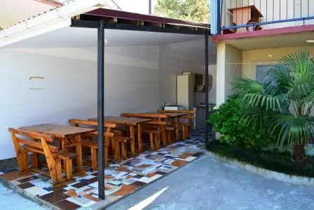 gallery_photo