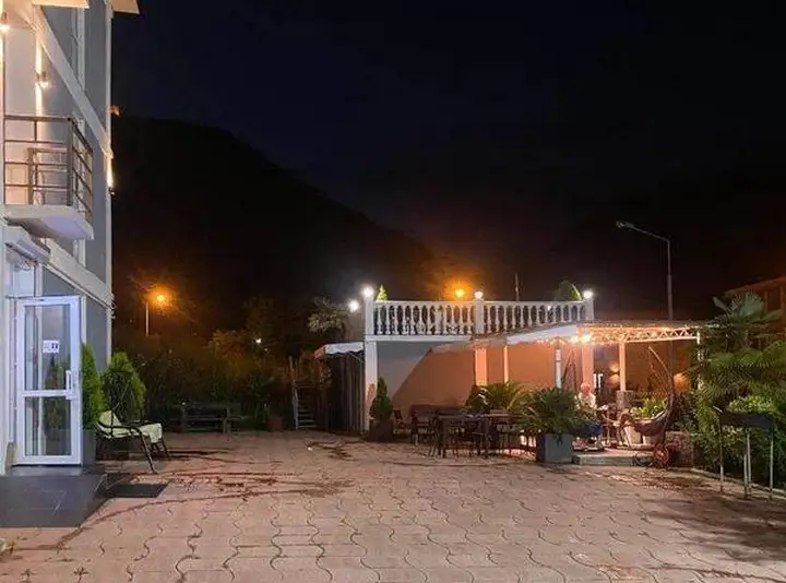 Отель «Мира» пер. Ладария, д. 7