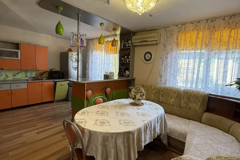 gallery_photo