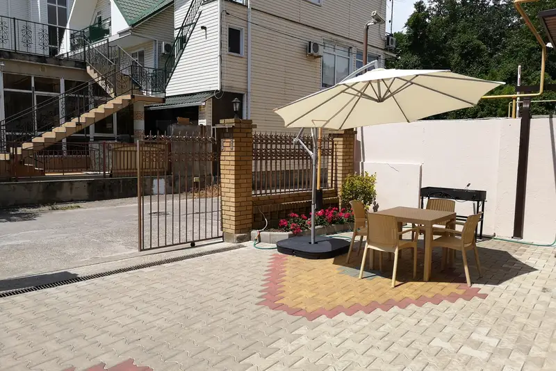 gallery_photo