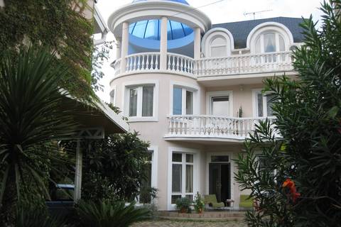 Гостиница "Милана" ул. Ленина 29а