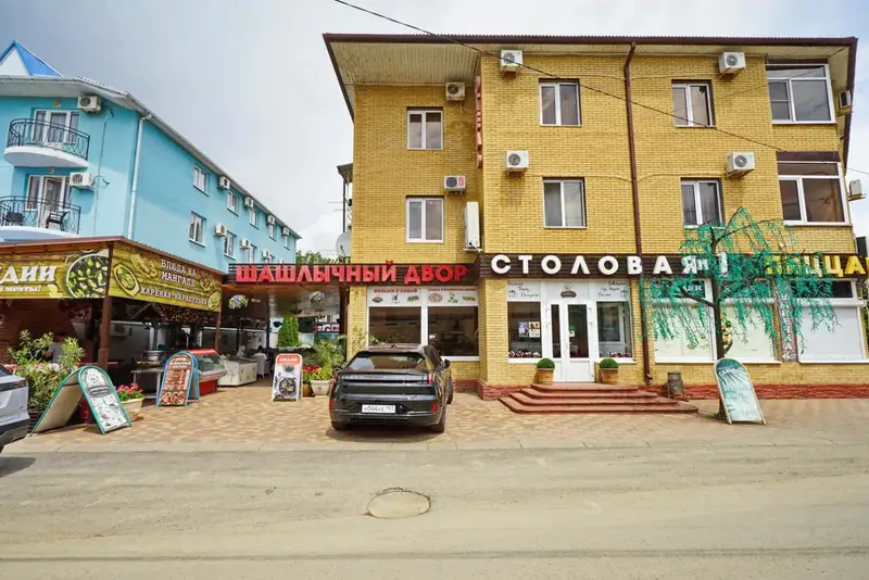 gallery_photo