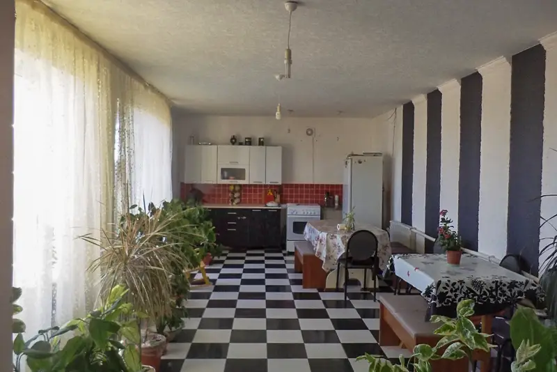 gallery_photo