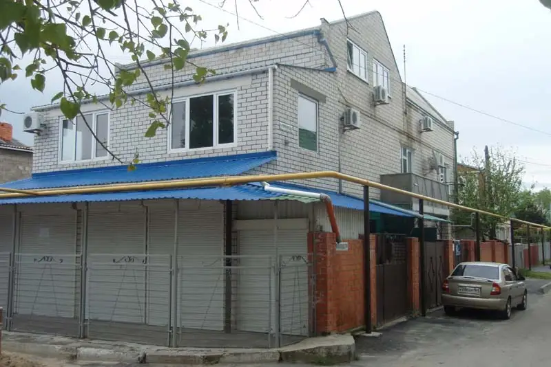gallery_photo