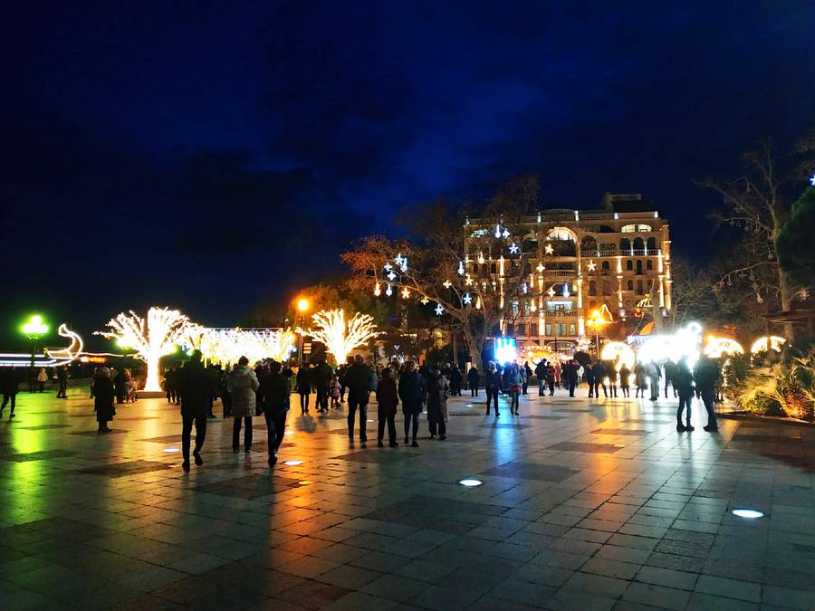 Тусовочный центр Крыма. Новый год в Ялте. Фото: Бутик-отель Бульвар