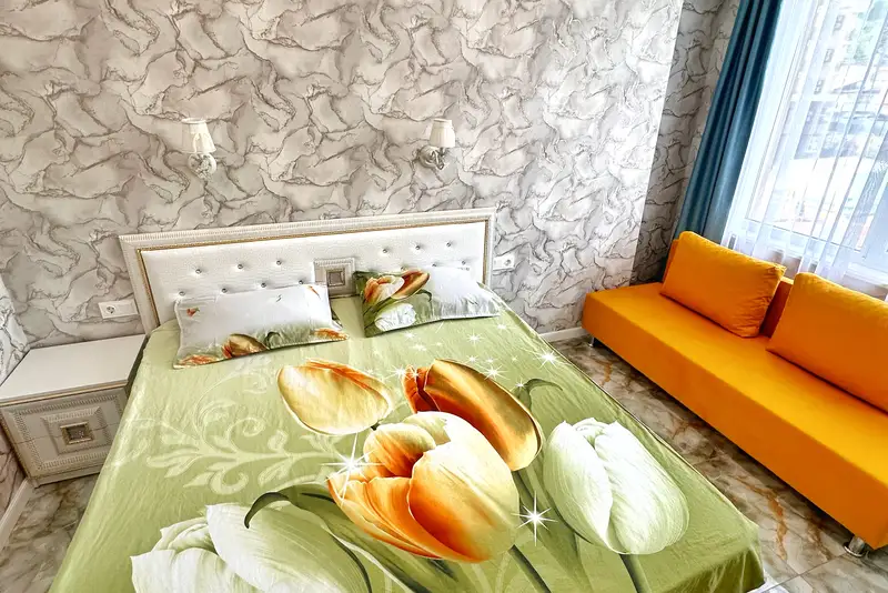 Золотой двухкомнатный «Люкс» ул. Калараша, д. 64/13, к. 6