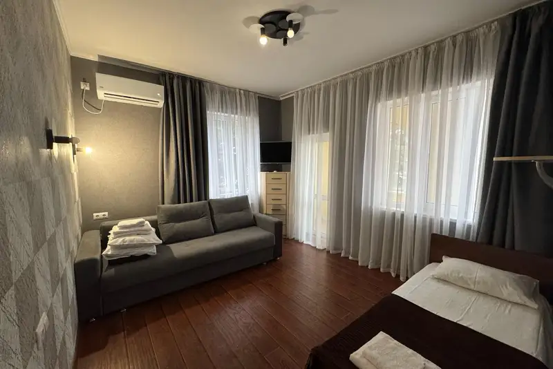 gallery_photo