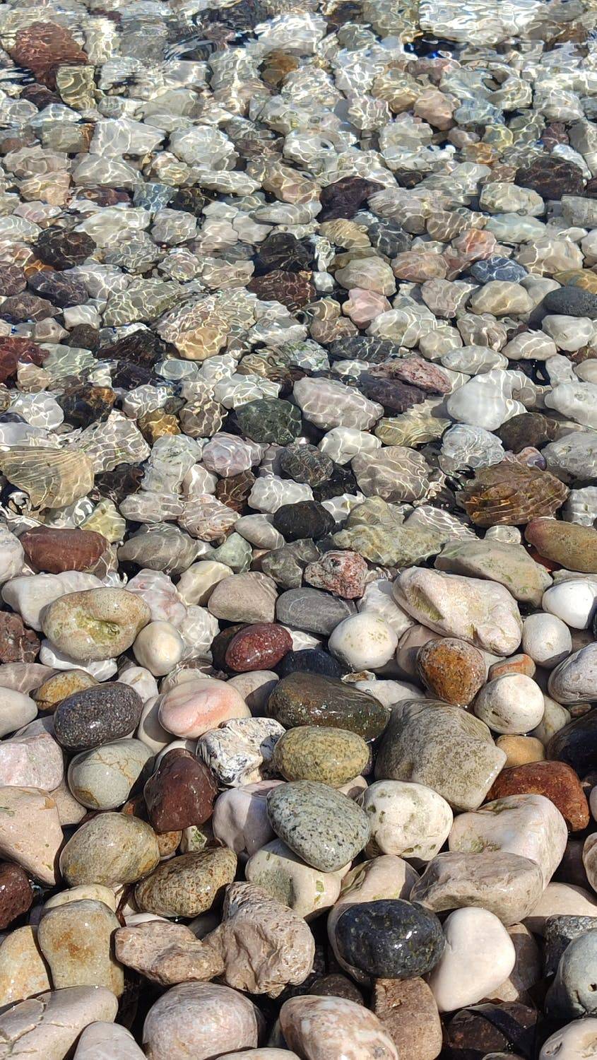 Вода на пляжах мыса Дооб чистая и прозрачная. Источник:&nbsp;pexels.com