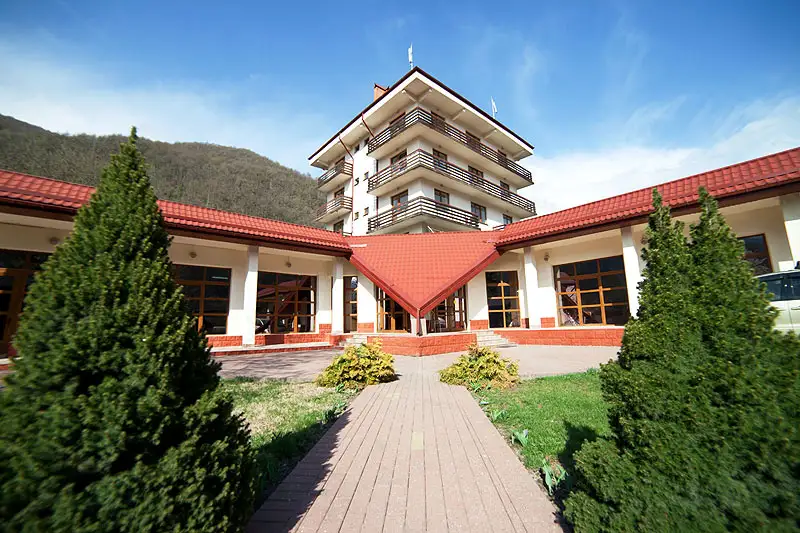 Отель "Вертикаль", курорт Красная Поляна