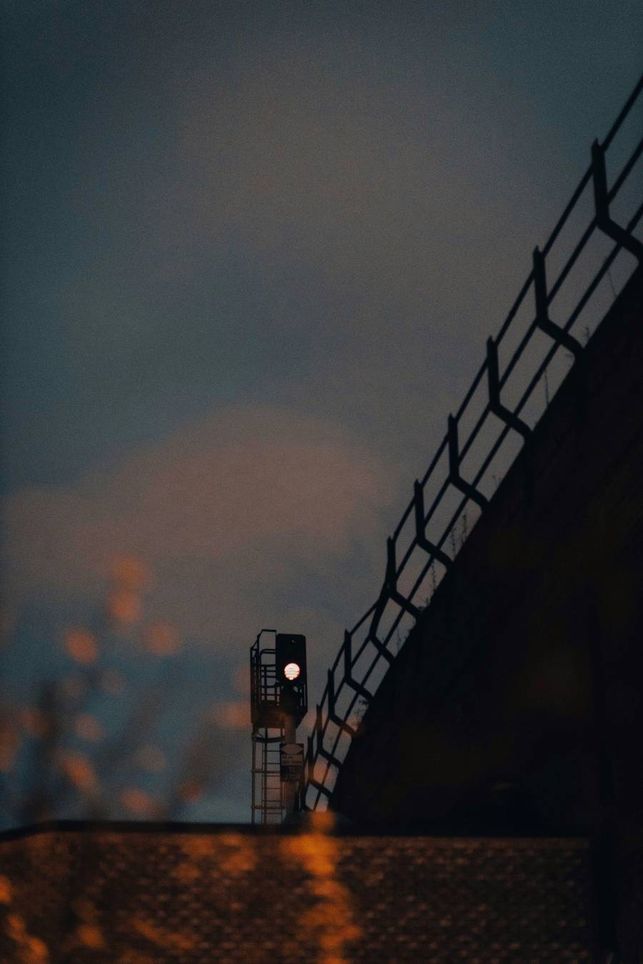 Переходить границу лучше позно вечером. Источник:&nbsp;unsplash.com