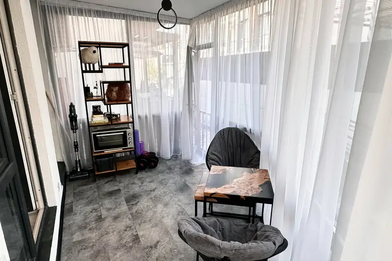 gallery_photo
