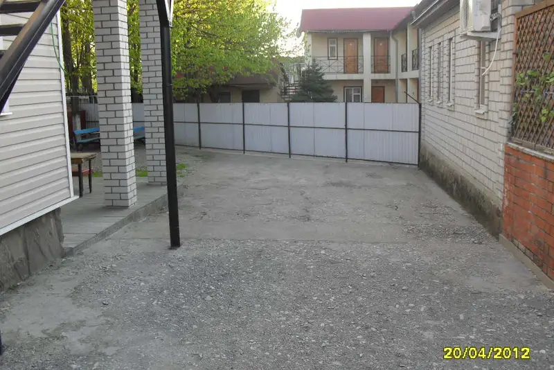 gallery_photo