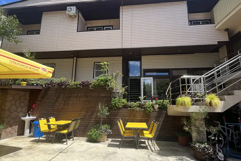 gallery_photo