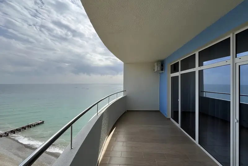 gallery_photo