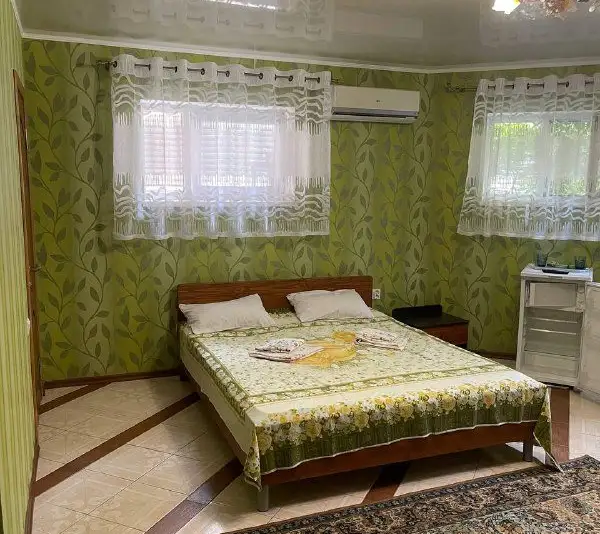 gallery_photo
