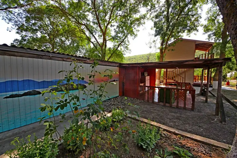 gallery_photo