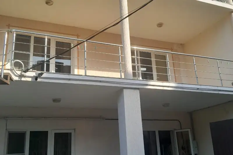 gallery_photo