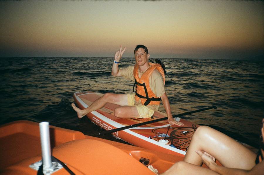 На пляжах Дагомыса можно покататься на сапах и катамаранах. Источник:&nbsp;pexels.com