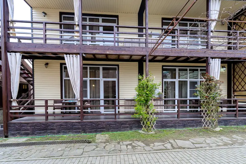 gallery_photo