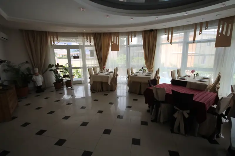 gallery_photo