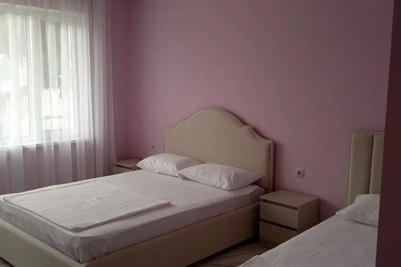 gallery_photo