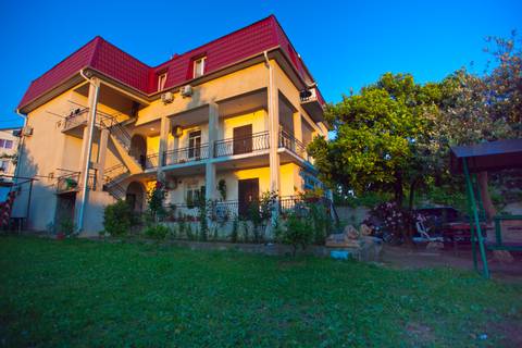 Гостевой дом «У Заиры» ул. Кольцевая, д. 12