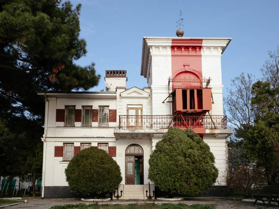 Створный маяк в Геленджике. Источник: unsplash.com