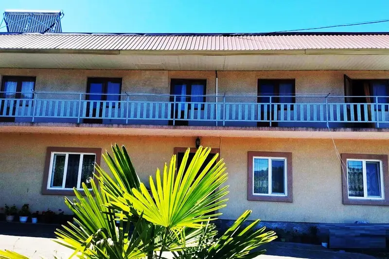 gallery_photo
