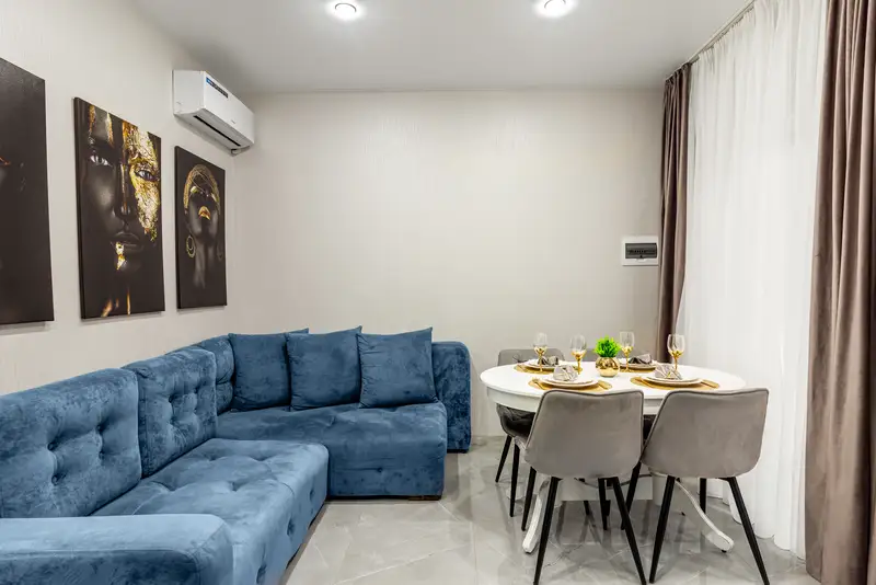 gallery_photo