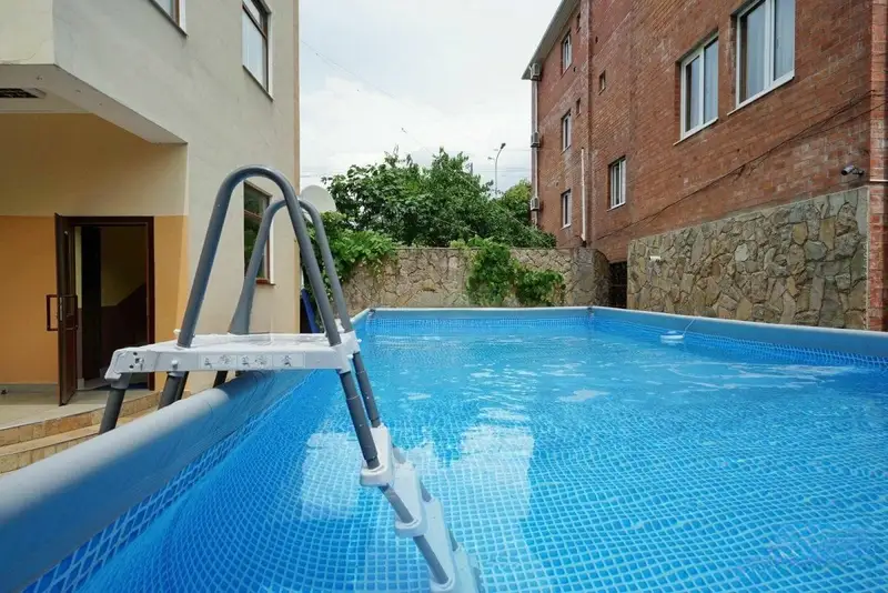 gallery_photo