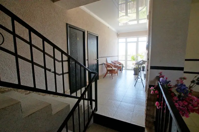 gallery_photo