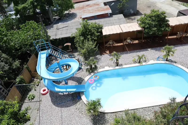 gallery_photo