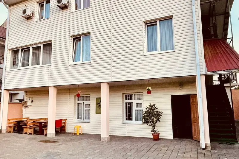 Гостевой дом «У Константина», курорт Вардане