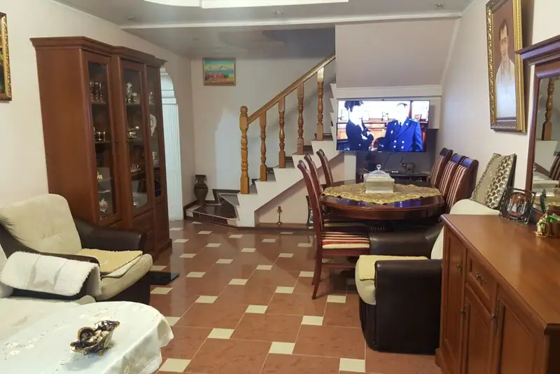 gallery_photo