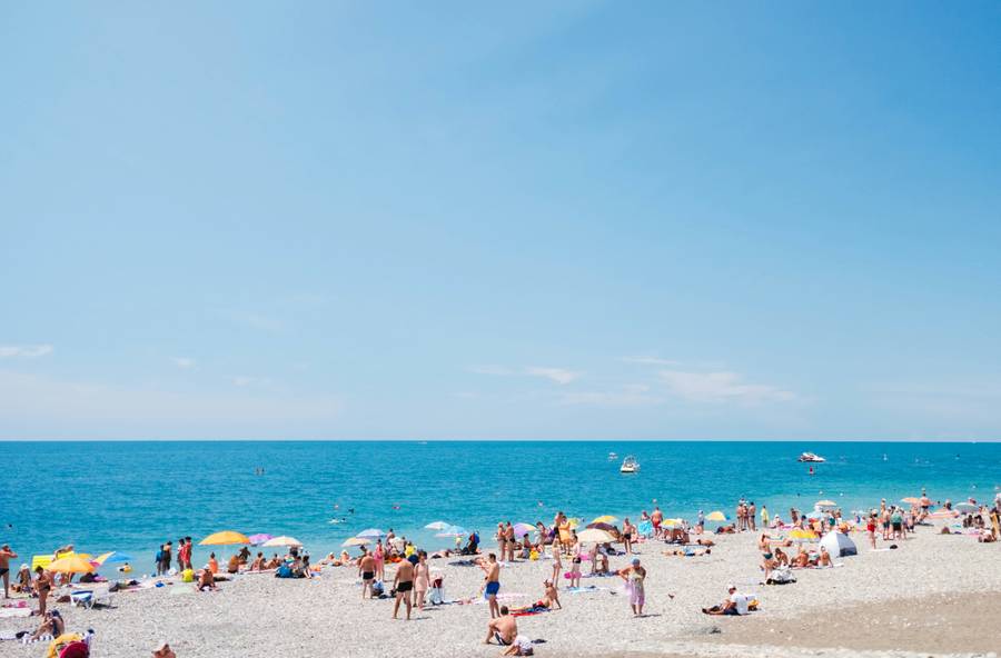 Почти все здешнее побережье — это пляжи. Источник:&nbsp;unsplash.com