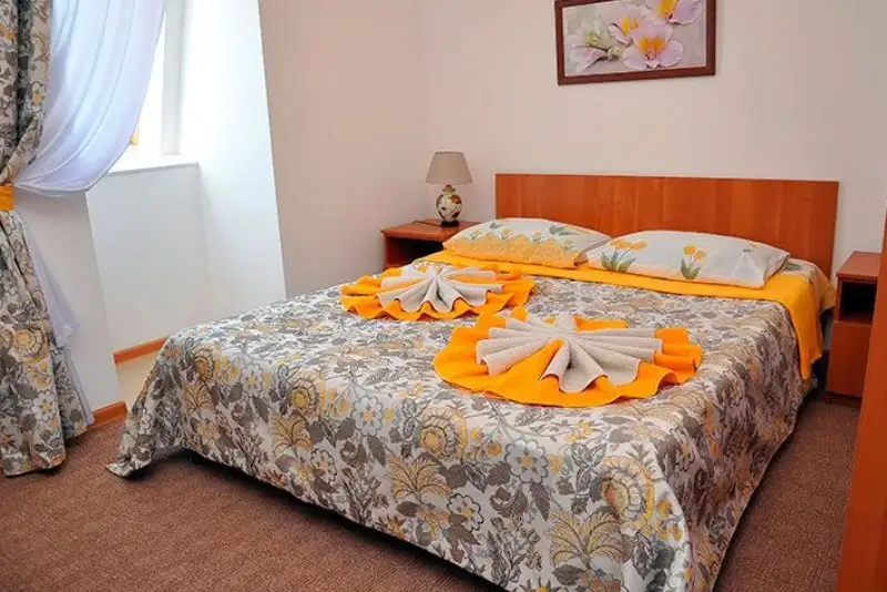 gallery_photo