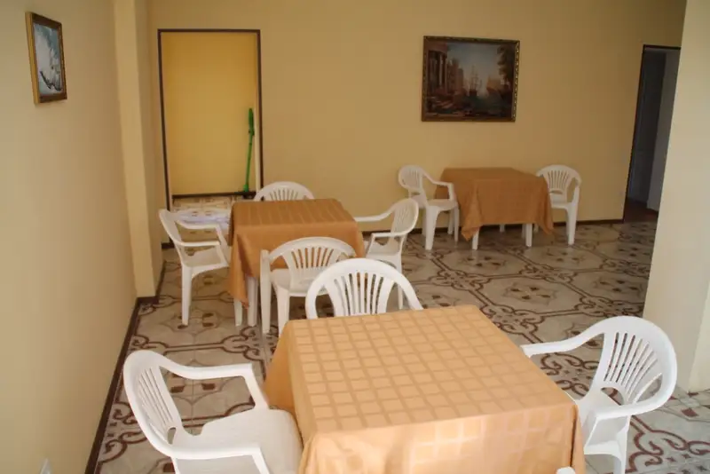 gallery_photo